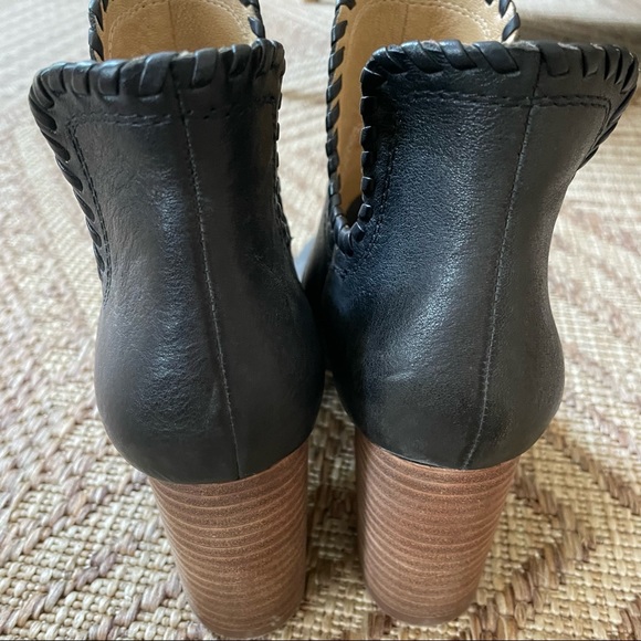 Lucky Brand LK-Sivya Women's Booties Boots Size 8. Black Leather - Picture 7 of 8